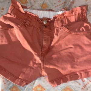 I am selling high waisted shorts cuz i outgrew them